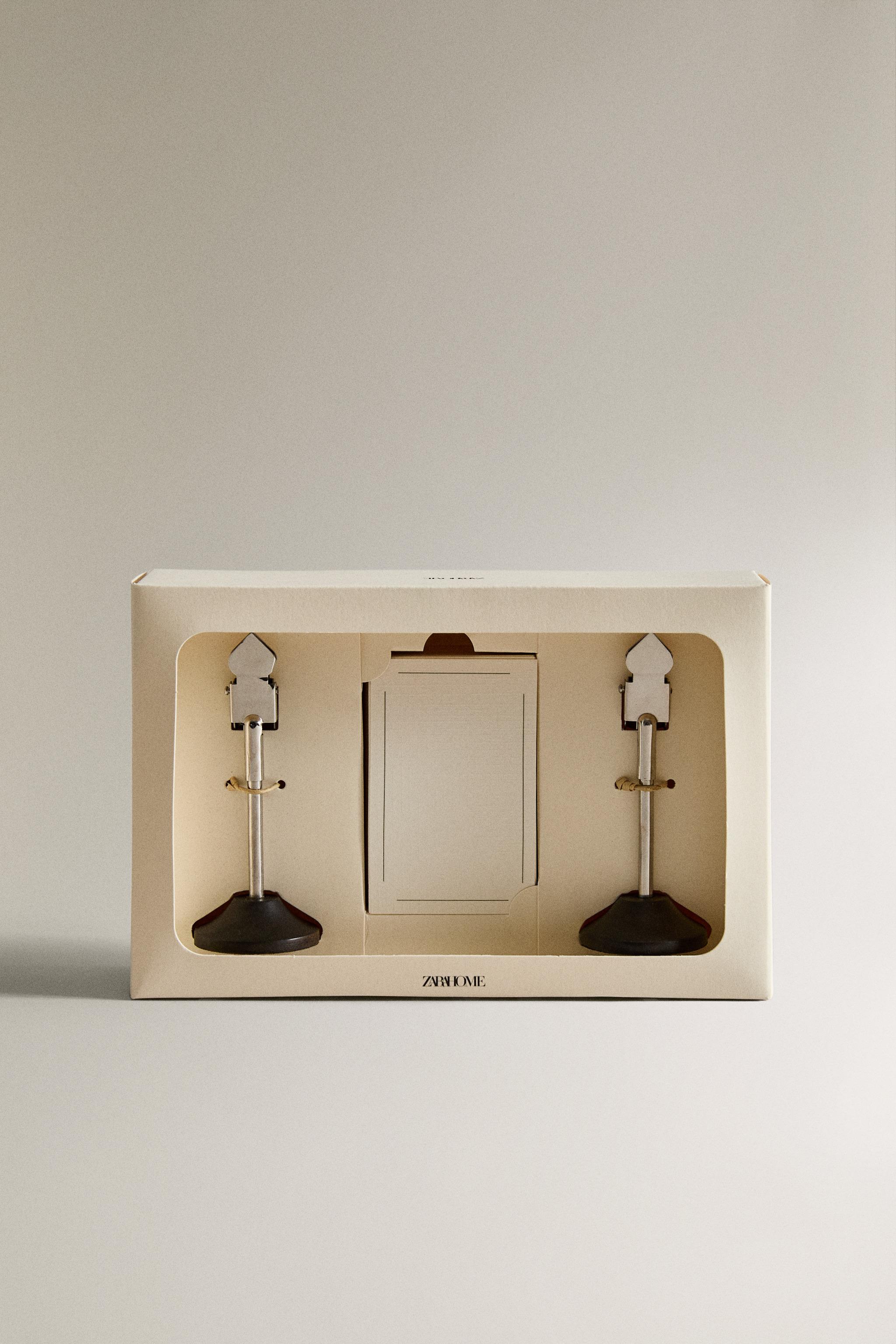 WOODEN PLACE CARD AND CARD SET